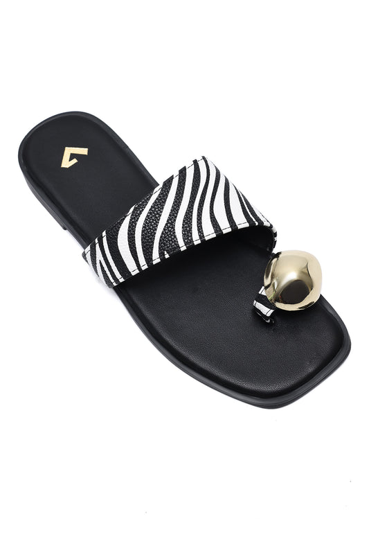 STRIPE ACCENT SLIDE-ZEBRA