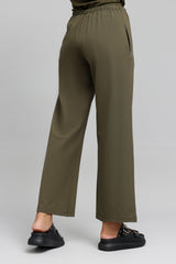 HIGH-STRETCH RELAXED FITNESS TROUSERS-OLIVE
