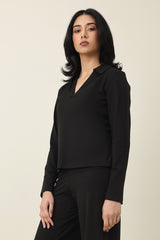 MODERN V-NECK COLLAR TOP-BLACK