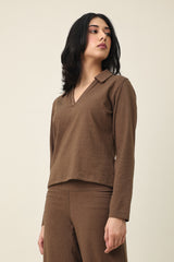 MODERN V-NECK COLLAR TOP-CHOCOLATE