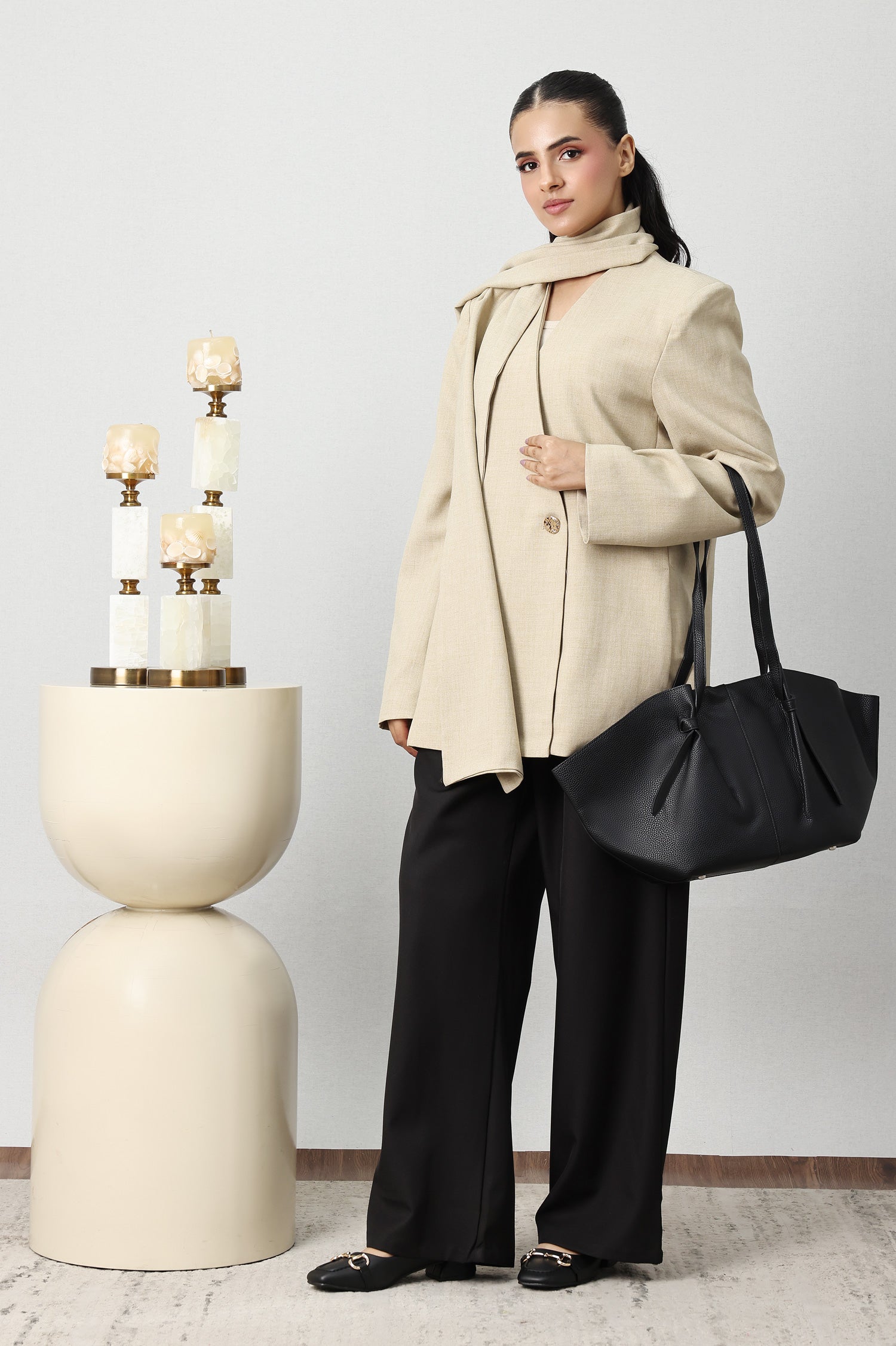 SCARF-NECK SHORT COAT-BEIGE
