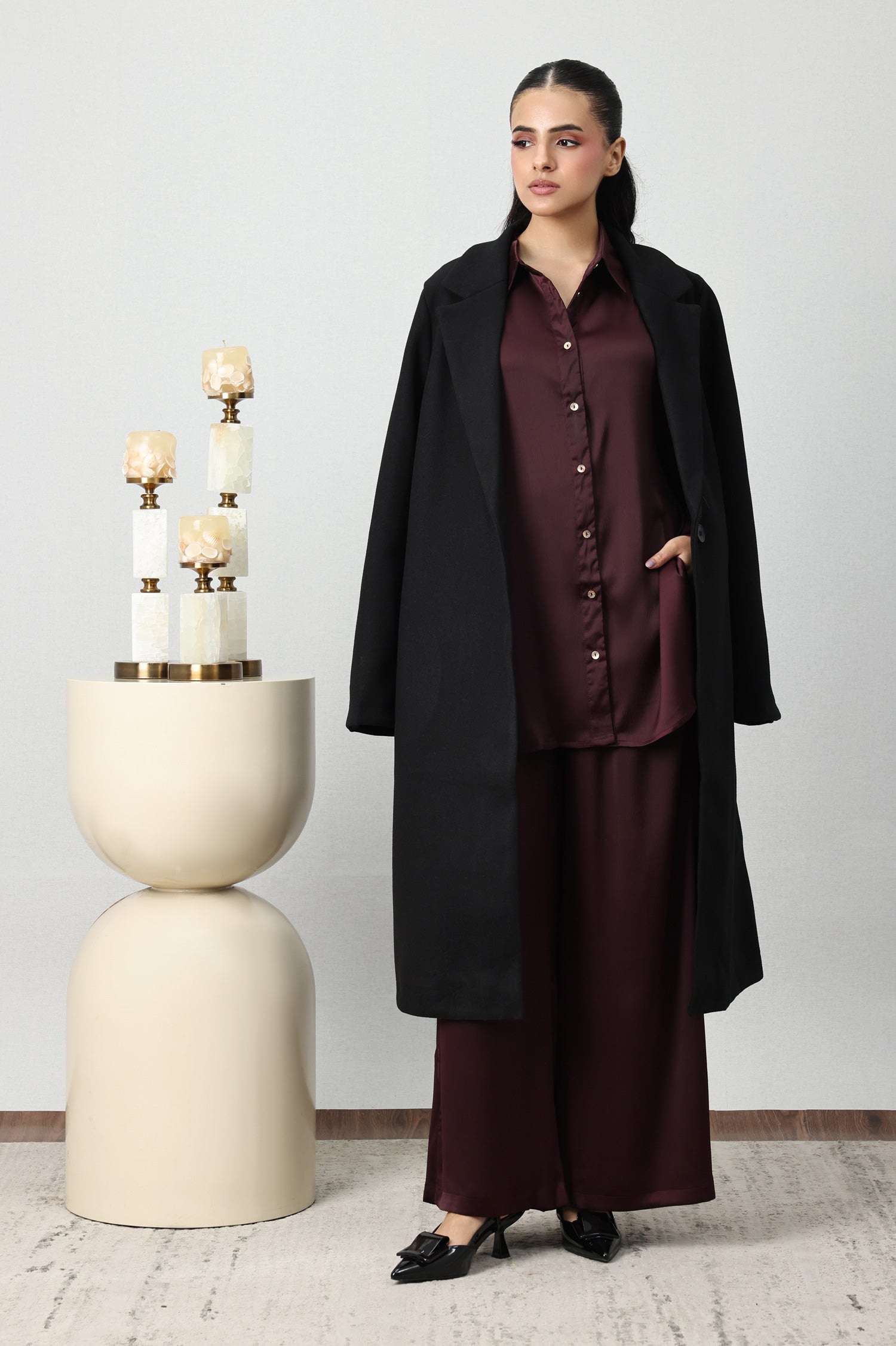 CLASSIC SINGLE-BUTTON LONG COAT-BLACK
