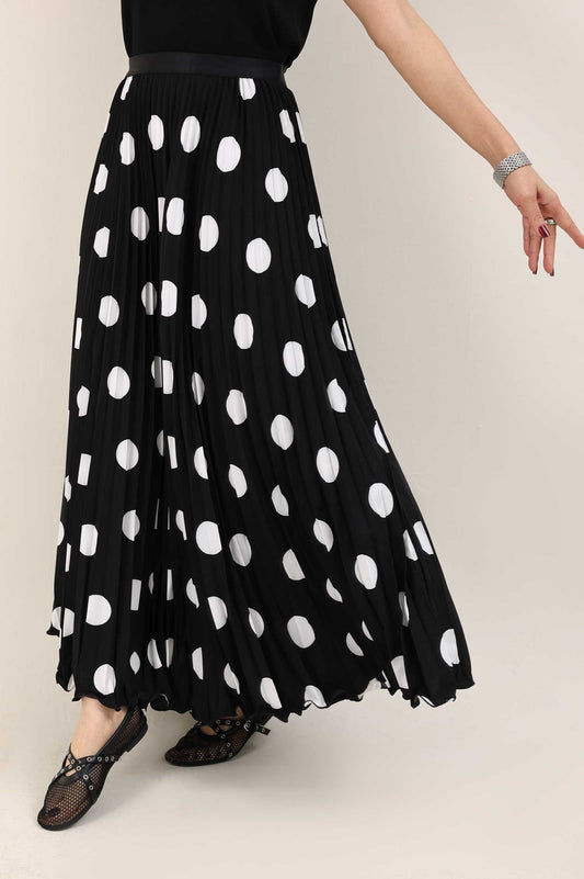 FESTIVE CHARM SKIRT-BLACK