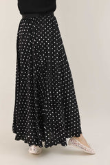 PETAL FLARE SKIRT-BLACK
