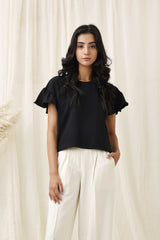 RUFFLE SLEEVE TEE-BLACK