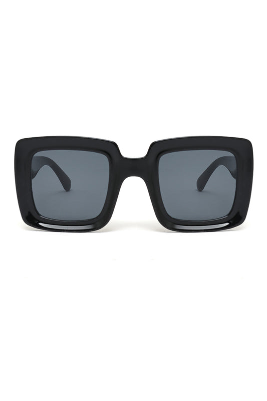 68033-black