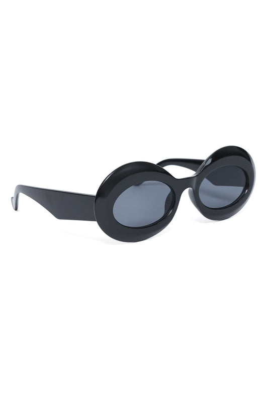 CHUNKY FRAME FASHION SUNGLASSES-BLACK