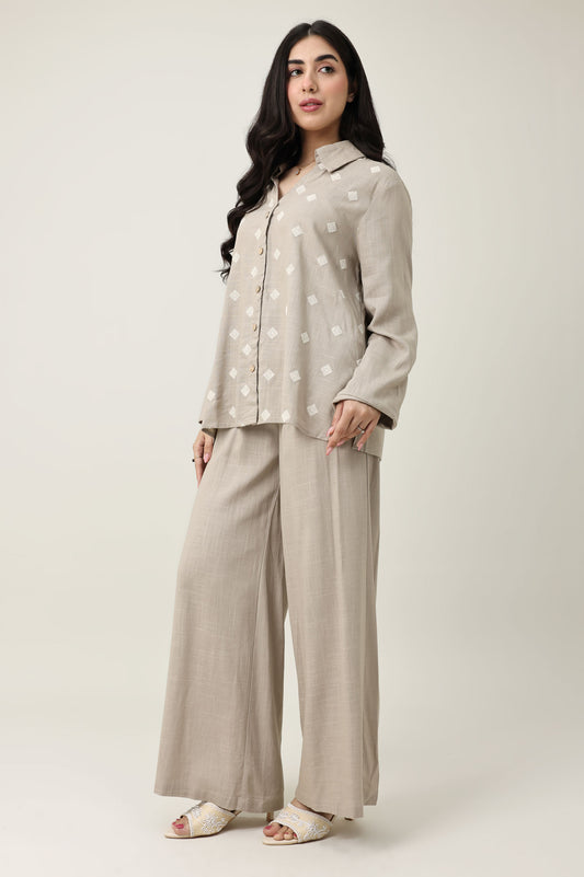 PURE FORM LOUNGE SET-KHAKI