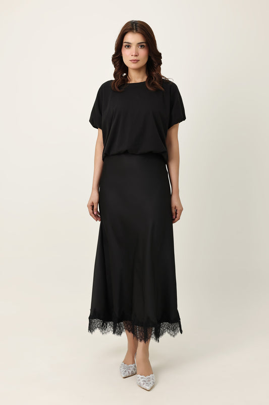 CHARM MIDI SKIRT-BLACK