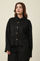 CUTWORK HEM SIGNATURE SHIRT-BLACK
