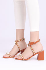 ROCKSTUD HEELS-BROWN