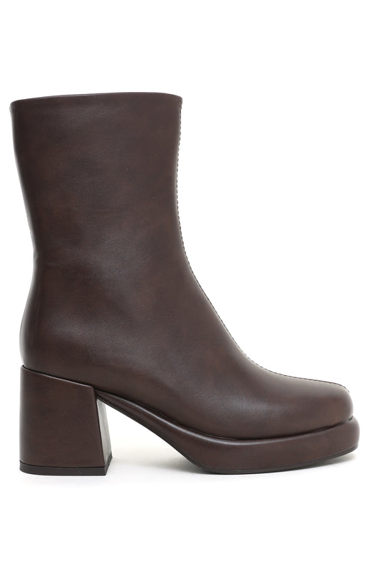 LEATHERITE BOOTS-BROWN