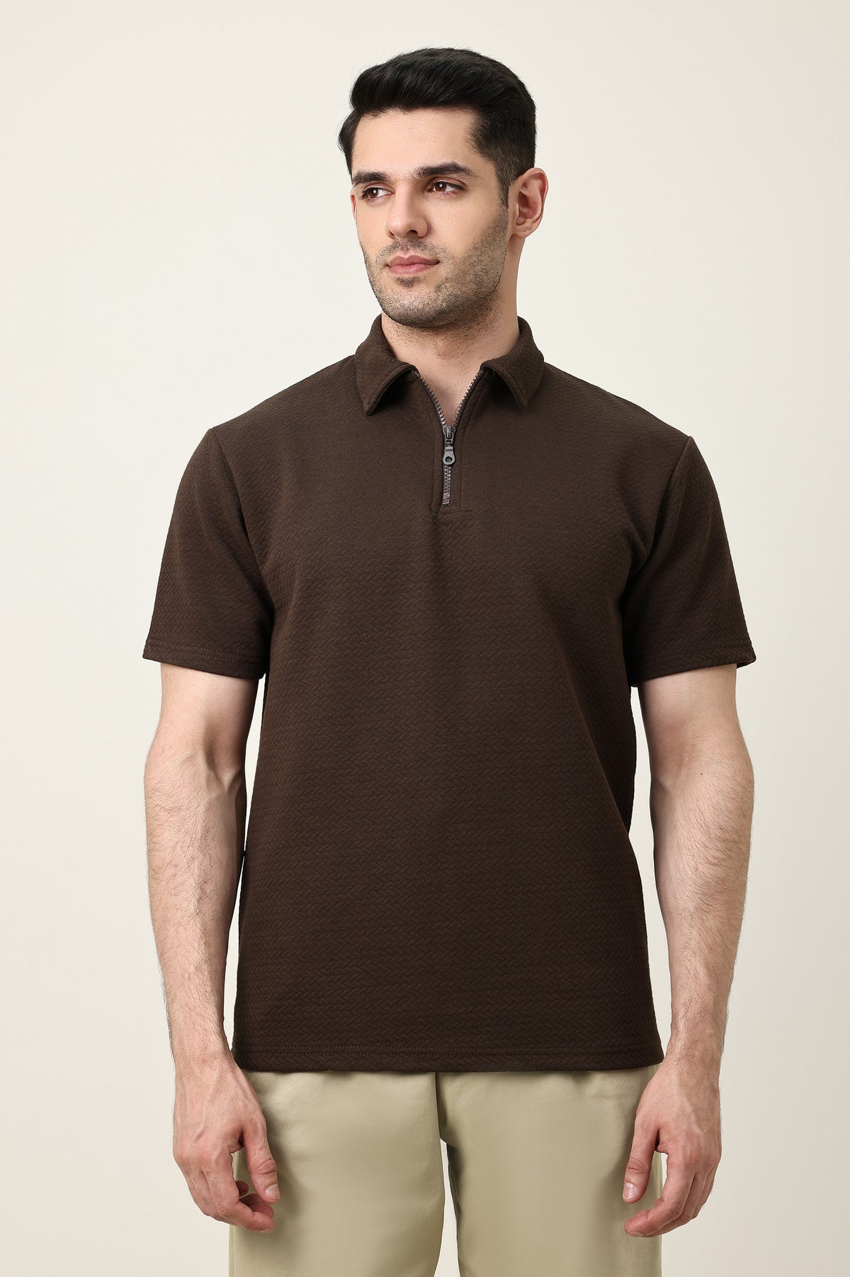 SMART CASUAL ZIP COLLAR T-SHIRT-COFFEE