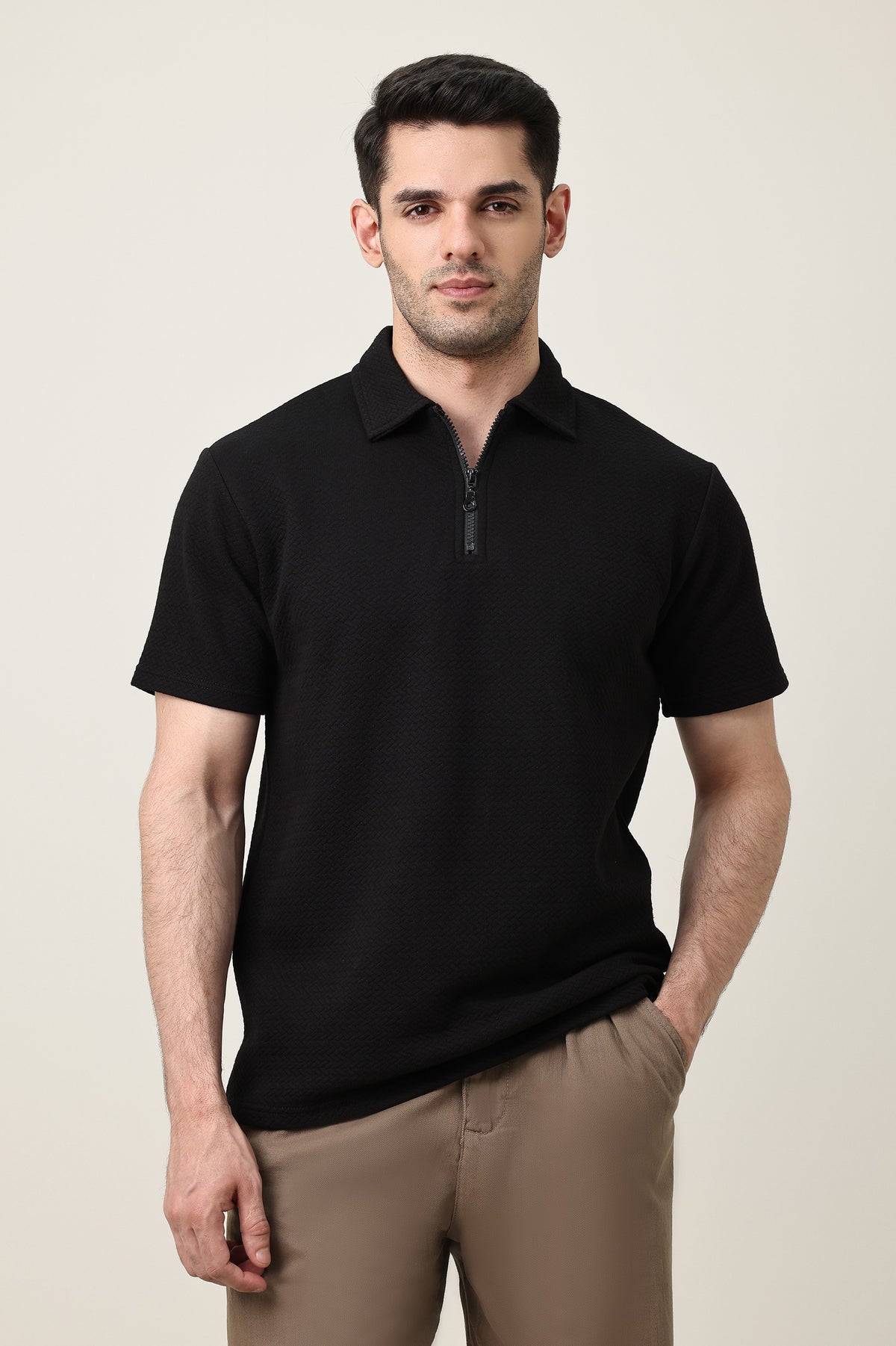 SMART CASUAL ZIP COLLAR T-SHIRT-BLACK