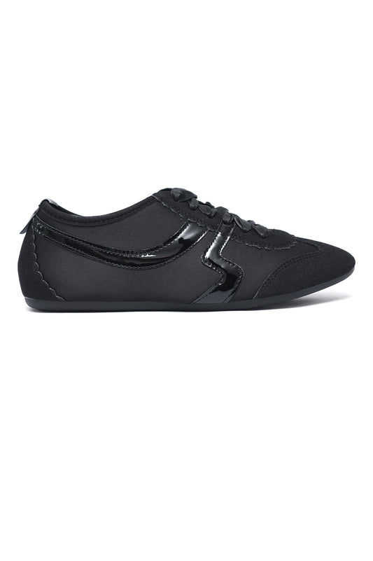 FEMININE LACE-UP SNEAKER-BLACK