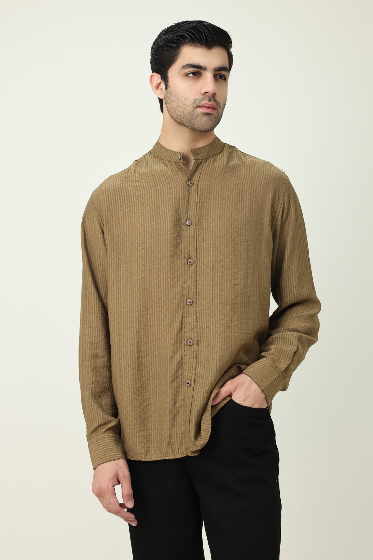 RAVELLO TEXTURED BAND COLLAR SHIRT-BROWN