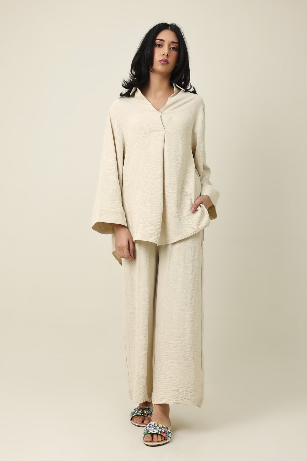 ZENORA FLOW CASUAL ENSEMBLE-BEIGE