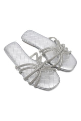 SIGNATURE KNOTTED GLAM SLIDE-SILVER