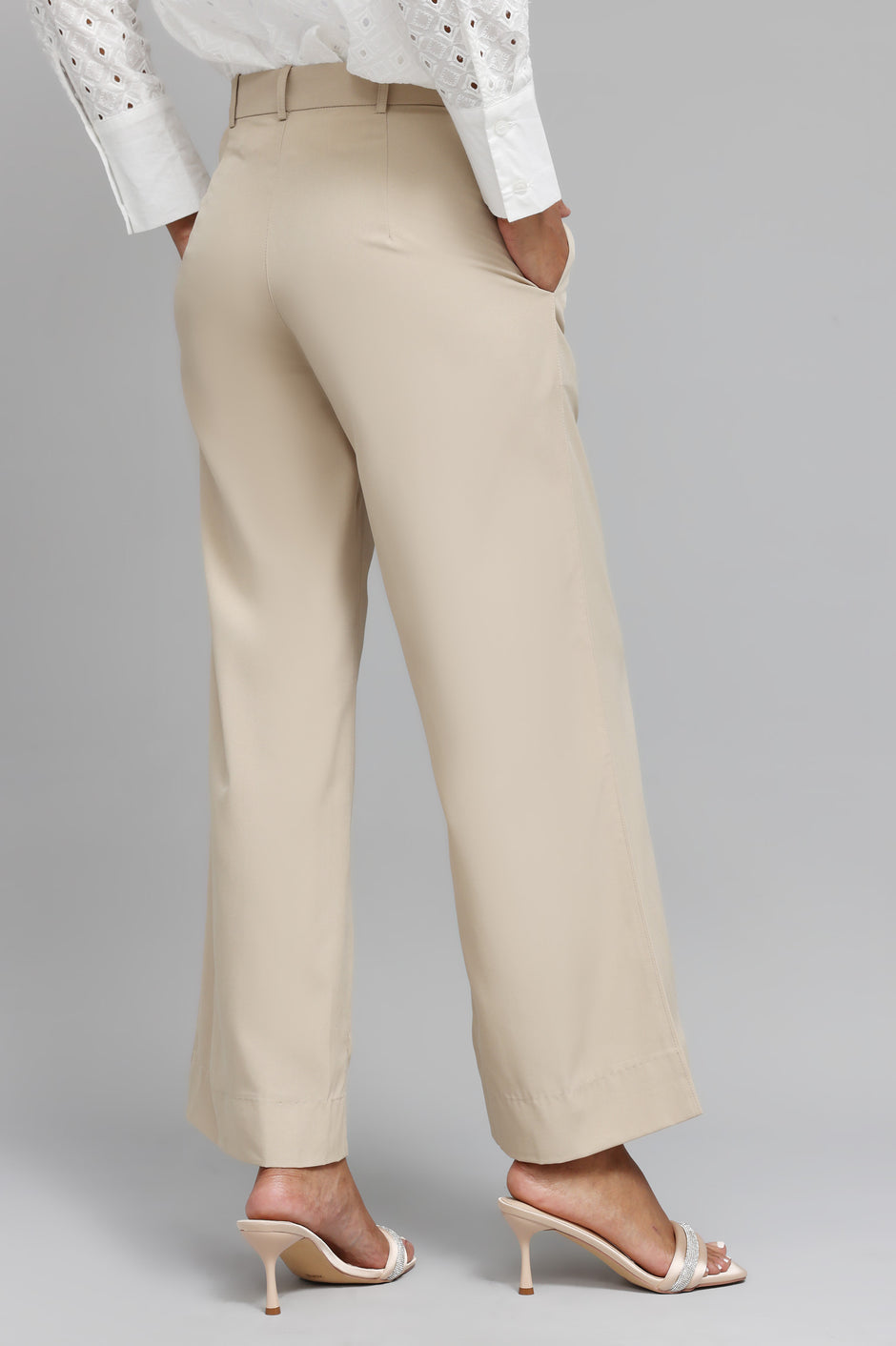 Thelatest Women's Alma Pants Beige