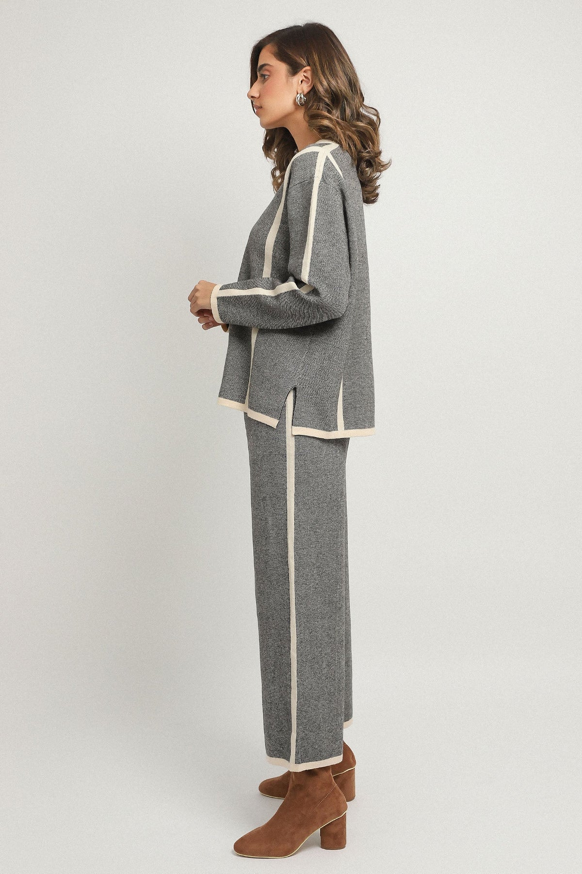 WOOLEN MATCHING SEPARATES-BEIGE