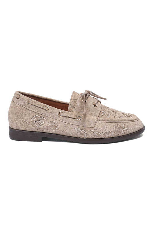 FLORÉA EMBROIDERED LOAFER-BEIGE
