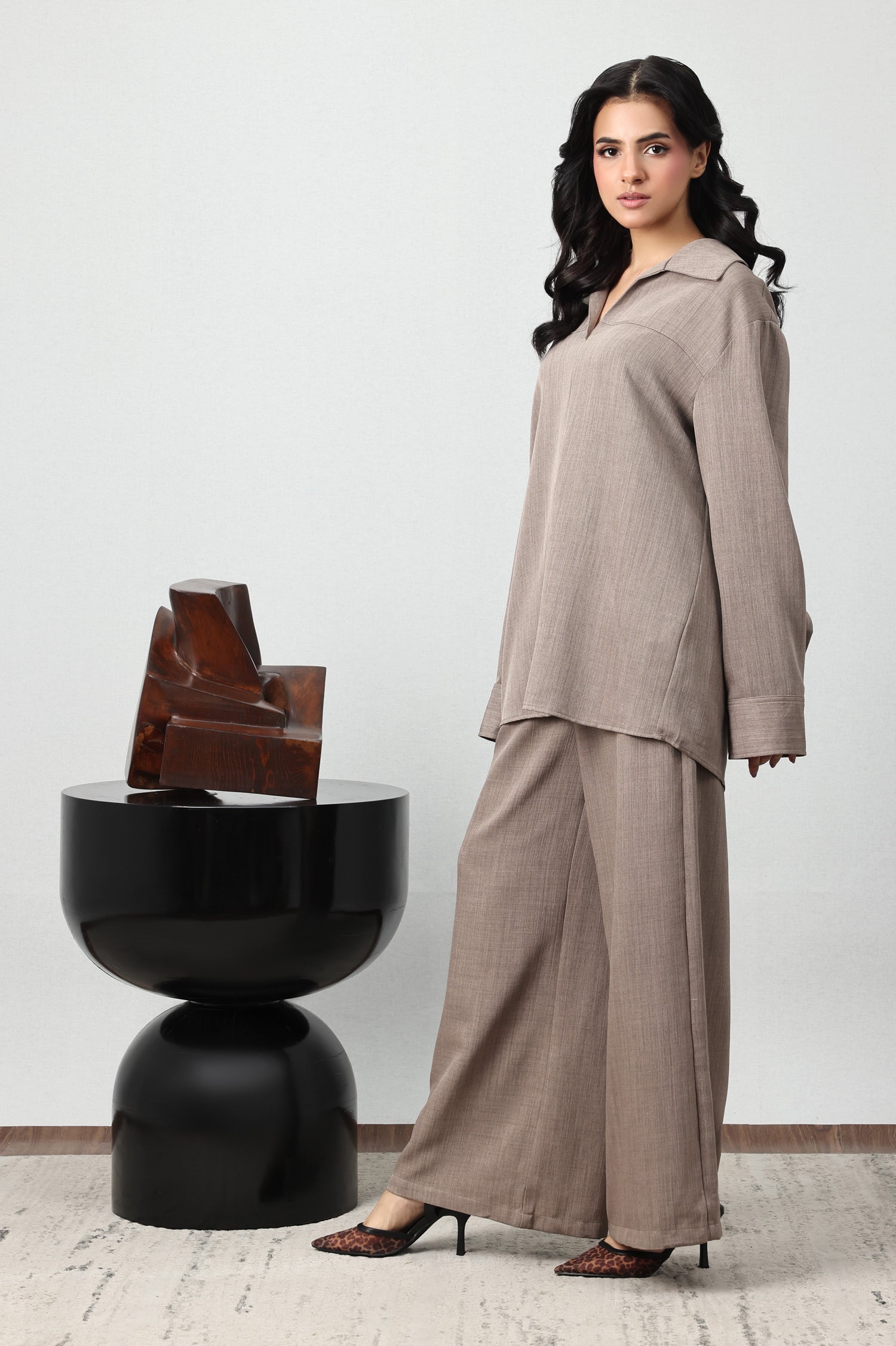 TEXTURED JOHNNY COLLAR CO-ORD SET-KHAKI