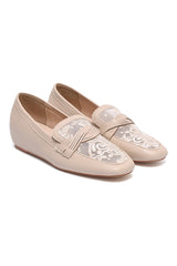 VALENCIA LACE CROSSOVER LOAFER-BEIGE