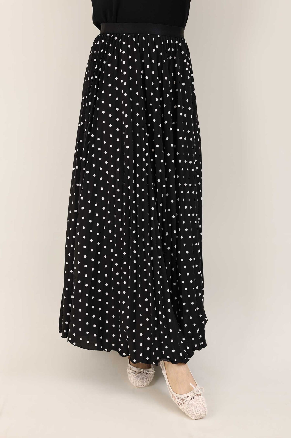 PETAL FLARE SKIRT-BLACK