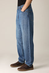 RELAXED FIT WASHED JEANS-MID/BLUE