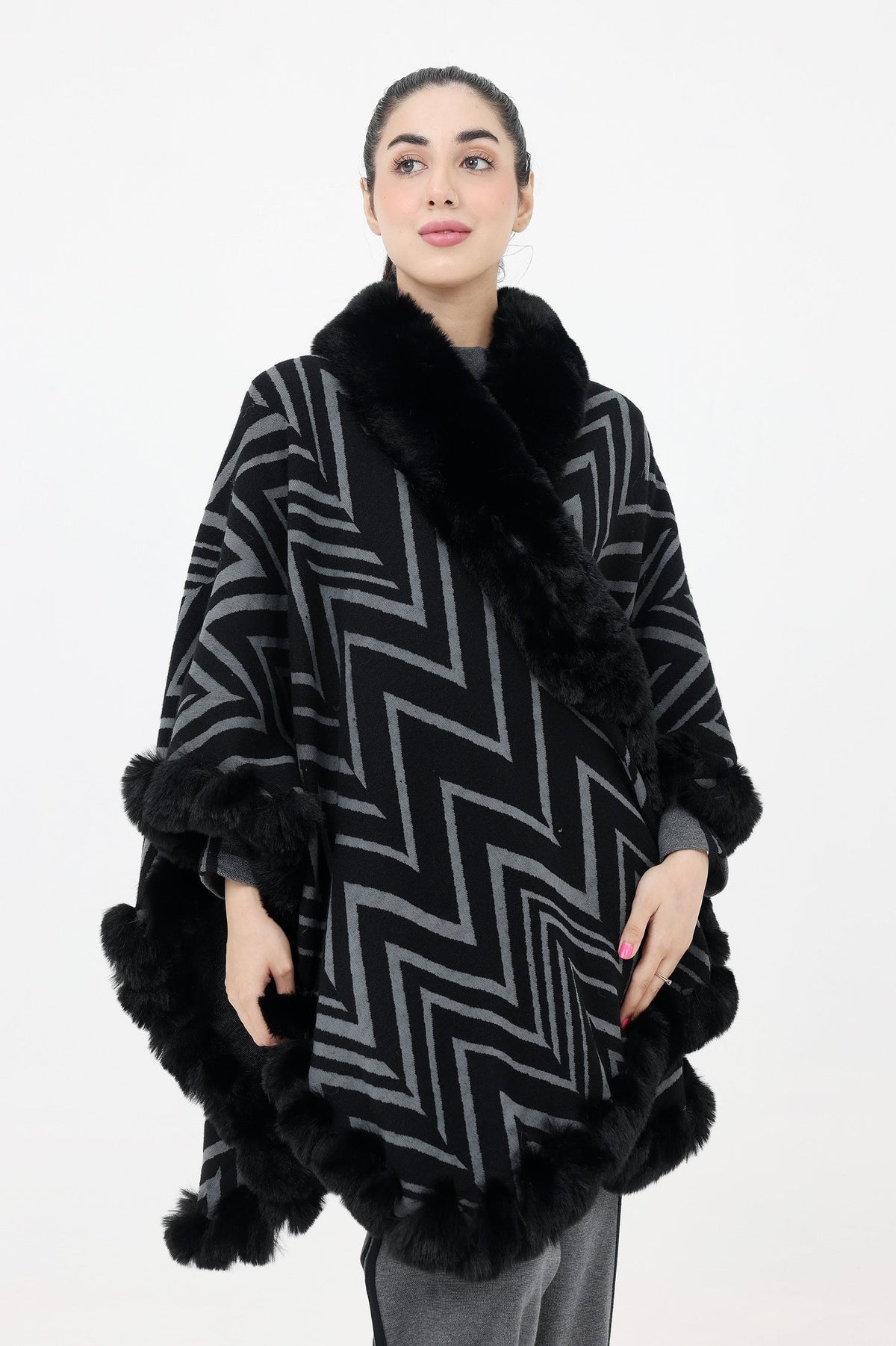 ALMAS FUR CAPE-BLACK