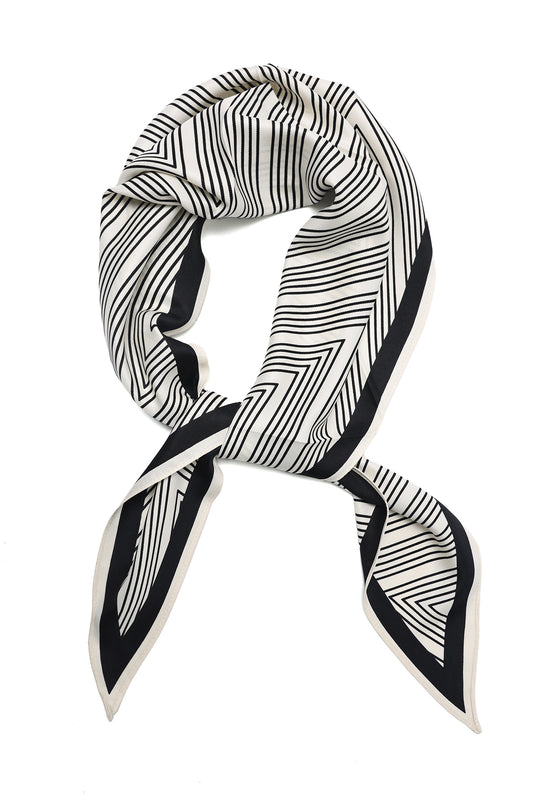 LINEAR FLOW SCARF-WHITE