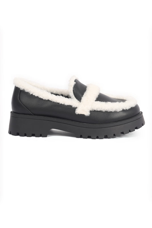 LUG SOLE LOAFERS WITH FUR-BLACK