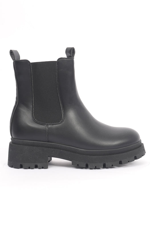 LEATHER CHELSEA BOOTS-BLACK