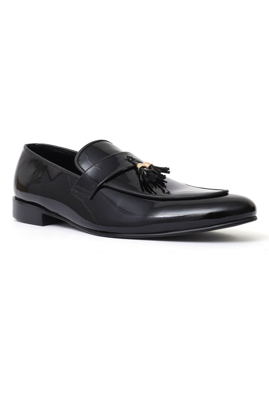 PATENT LEATHER TASSEL LOAFERS-BLACK