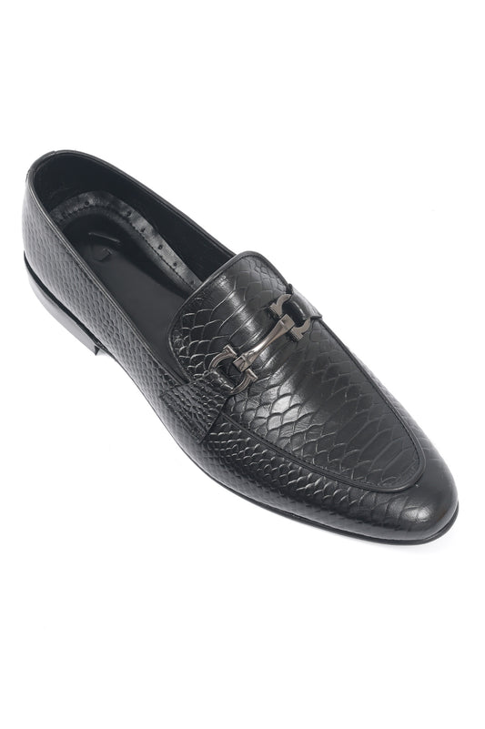TEXTURED LOAFERS-BLACK